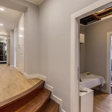 The Spanish Penthouse Διαμέρισμα